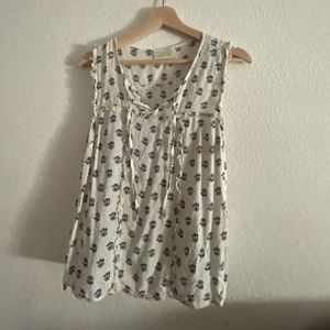 ModCloth ivory with floral design blouse, size medium